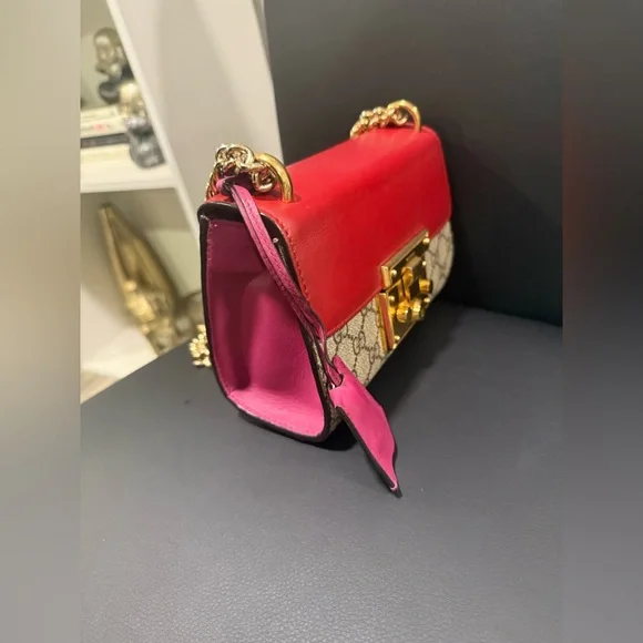 GG Supreme Monogram Padlock red and pink bag with gold chain - Picture 4 of 16